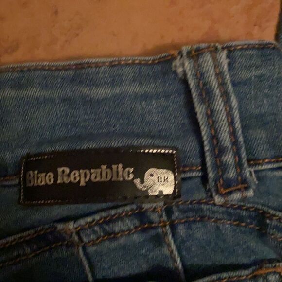 Bluf Republic Jeans   - Picture 3 of 4